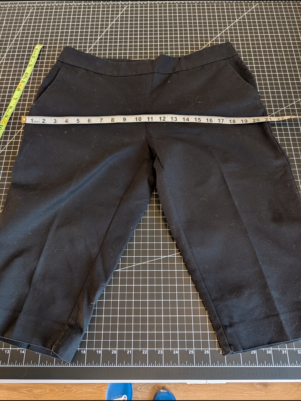 Charter Club Black Cotton Spandex Capri's